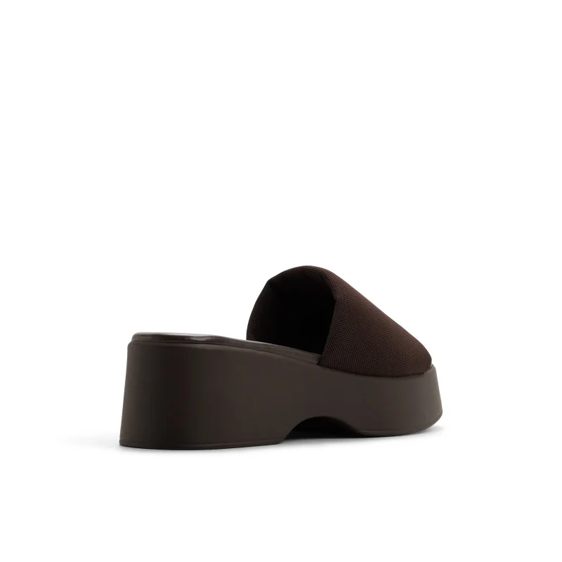 كول ات سبرنج Noemii Wedge Mules Wedge heel